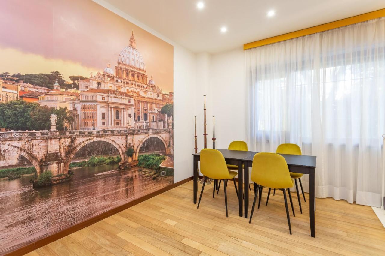 ローマSt Peter'S Spacious 4 Bdr With Private Parkingアパートメント エクステリア 写真