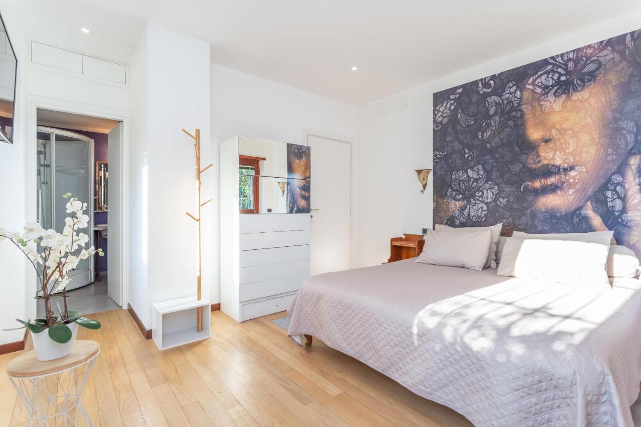 ローマSt Peter'S Spacious 4 Bdr With Private Parkingアパートメント エクステリア 写真