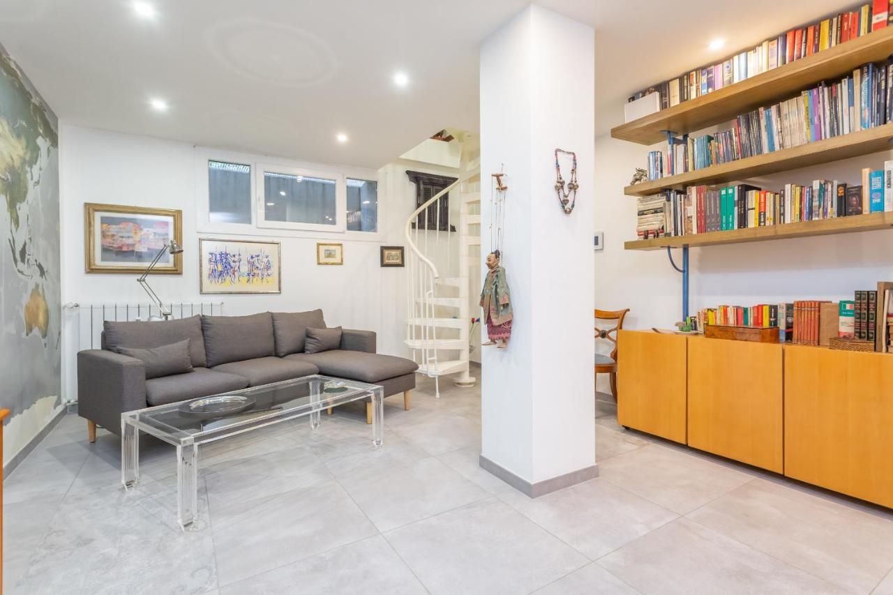 ローマSt Peter'S Spacious 4 Bdr With Private Parkingアパートメント エクステリア 写真